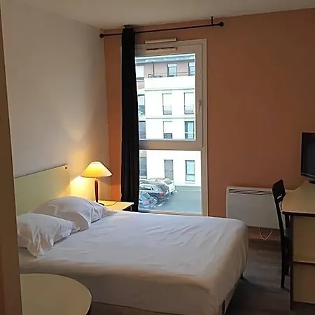 Hoteliere Poincare 3* Margny-les-Compiegne