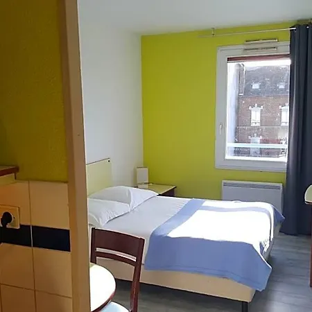 Hoteliere Poincare 3*