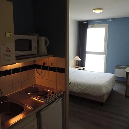 Hoteliere Poincare