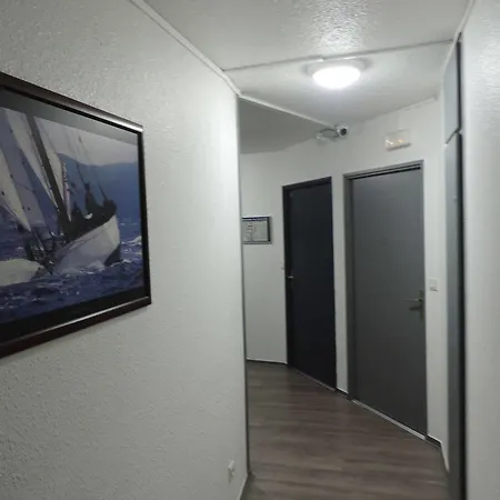 Hoteliere Poincare Hotel Margny-les-Compiegne